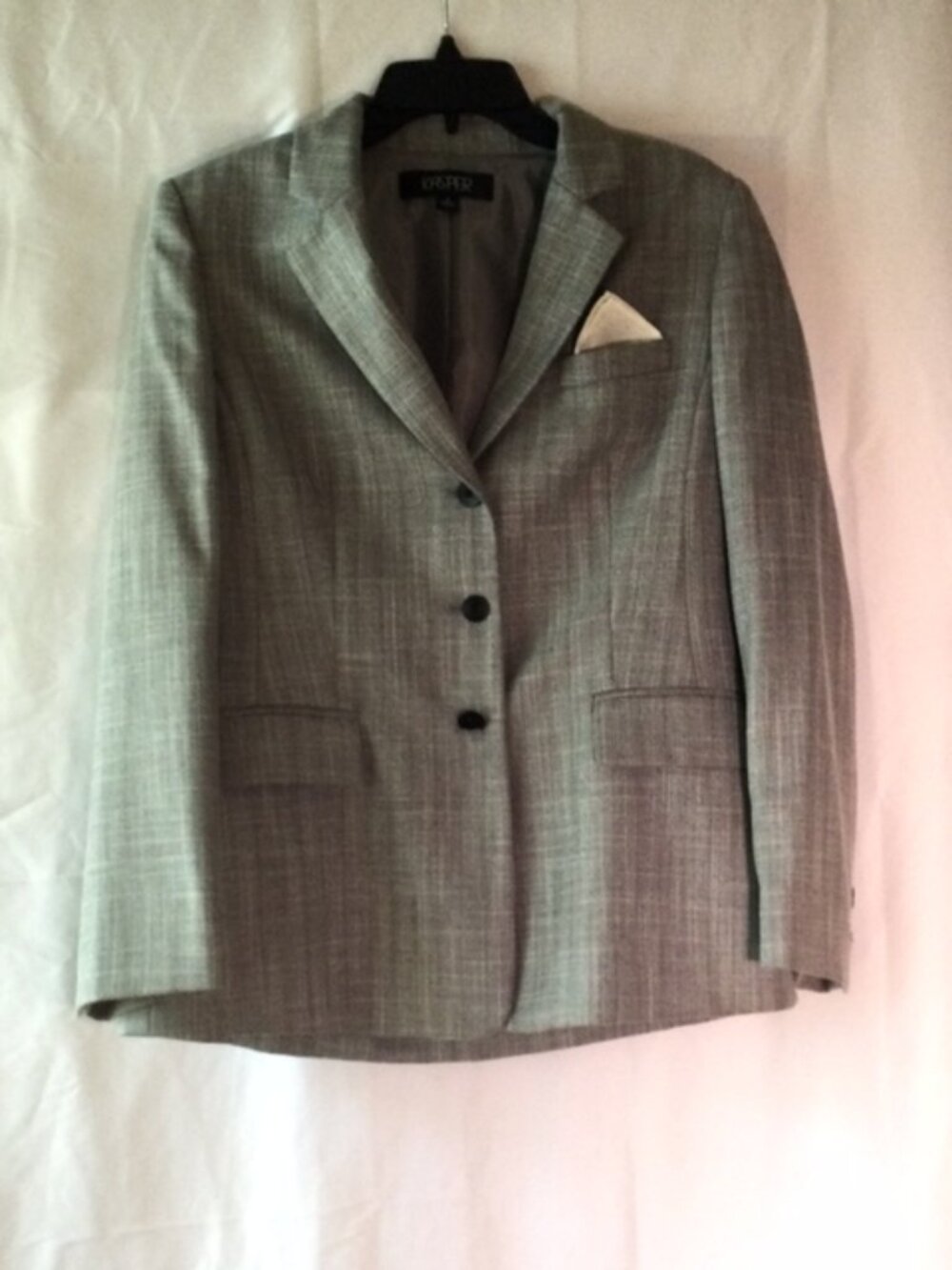 Kasper Gray Plaid Blazer Size 8 Tailored Career Jacket Pocket Square